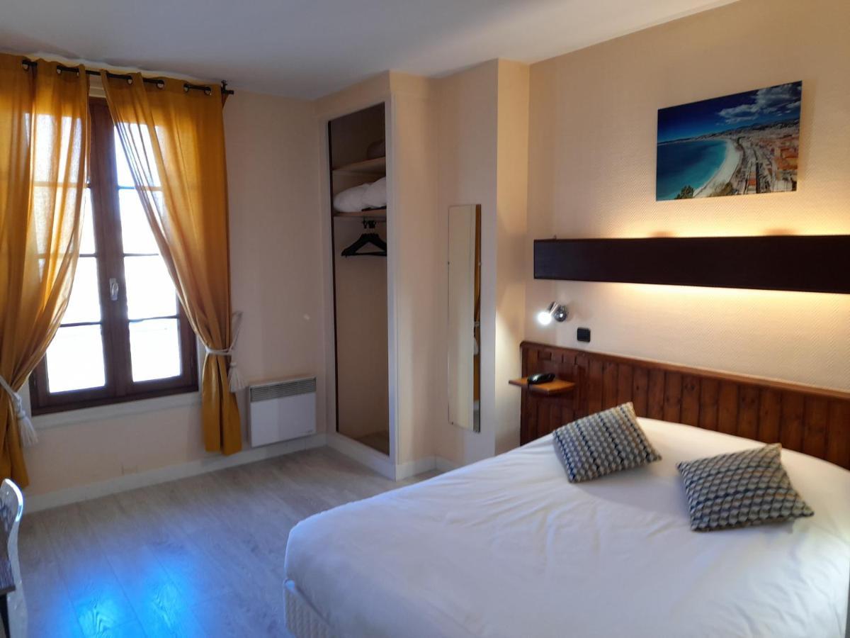 סנטה Contact Hotel De France מראה חיצוני תמונה