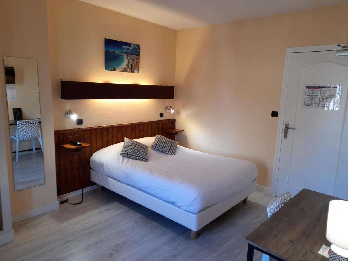 סנטה Contact Hotel De France מראה חיצוני תמונה