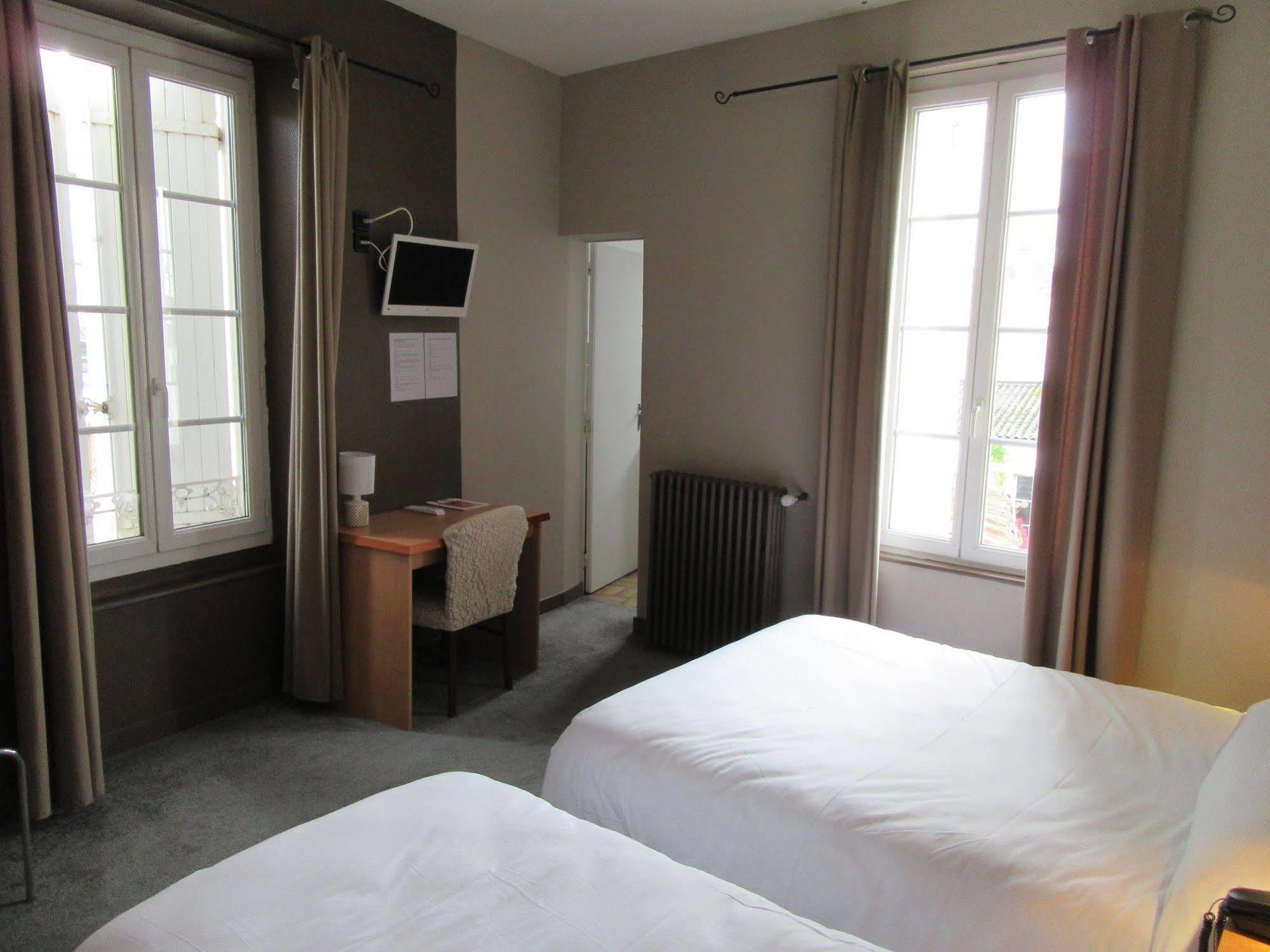 סנטה Contact Hotel De France מראה חיצוני תמונה