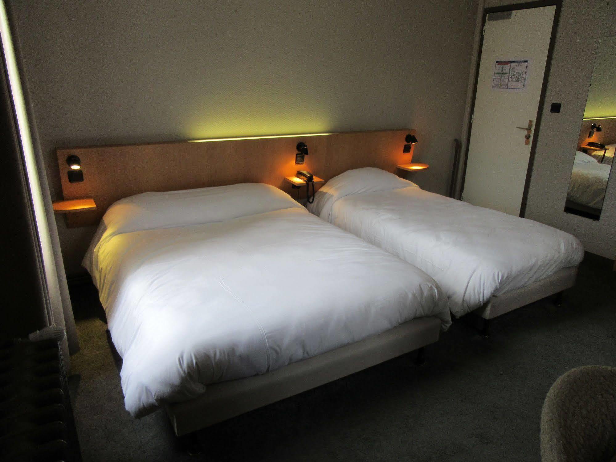 סנטה Contact Hotel De France מראה חיצוני תמונה
