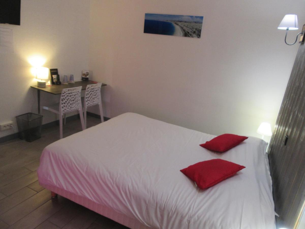 סנטה Contact Hotel De France מראה חיצוני תמונה